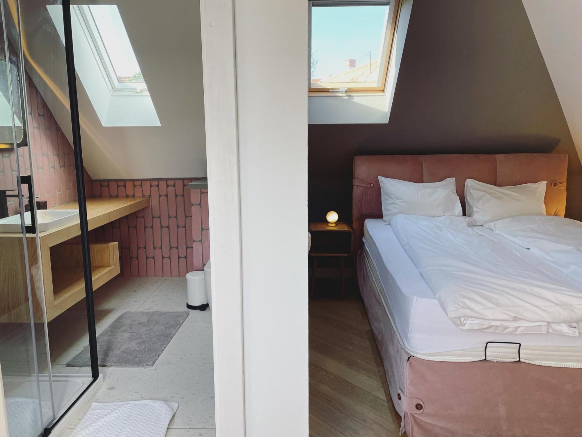 Veszprém Frida Apartman, Exkluziv Varpanoramaval, A Belvaros Sziveben, Ingyenes Parkolassal מראה חיצוני תמונה